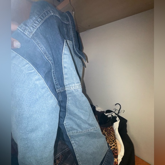 Custom denim jacket - Picture 8 of 11